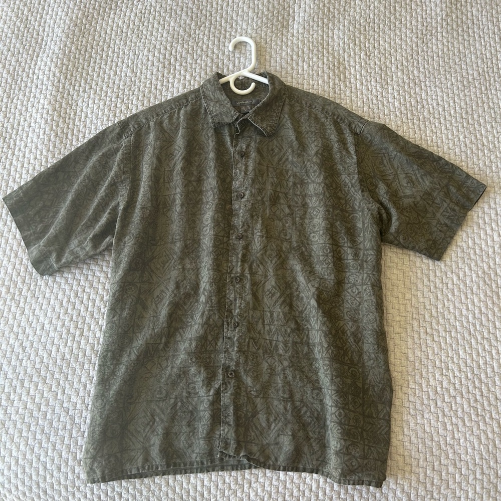 Men’s Hawaiian Shirt